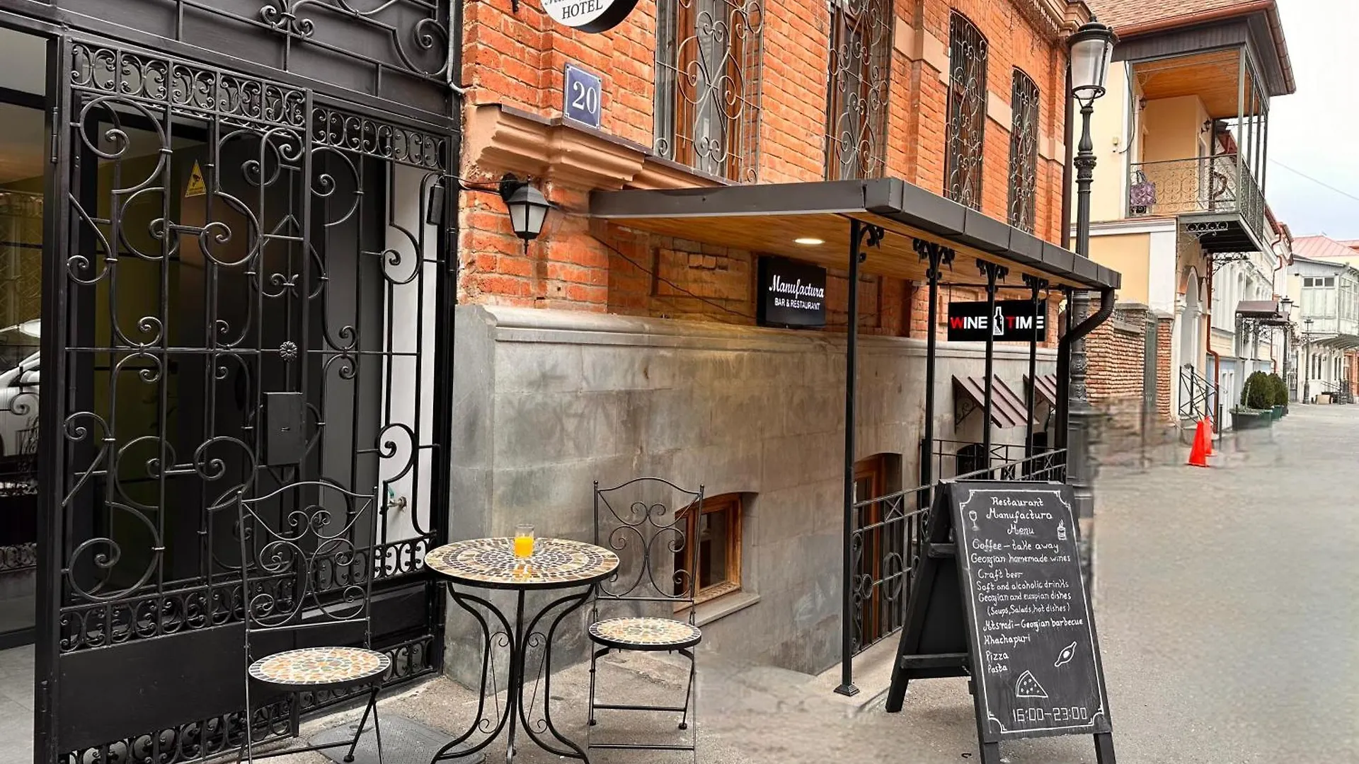 Boutique Hotel Manufactura location